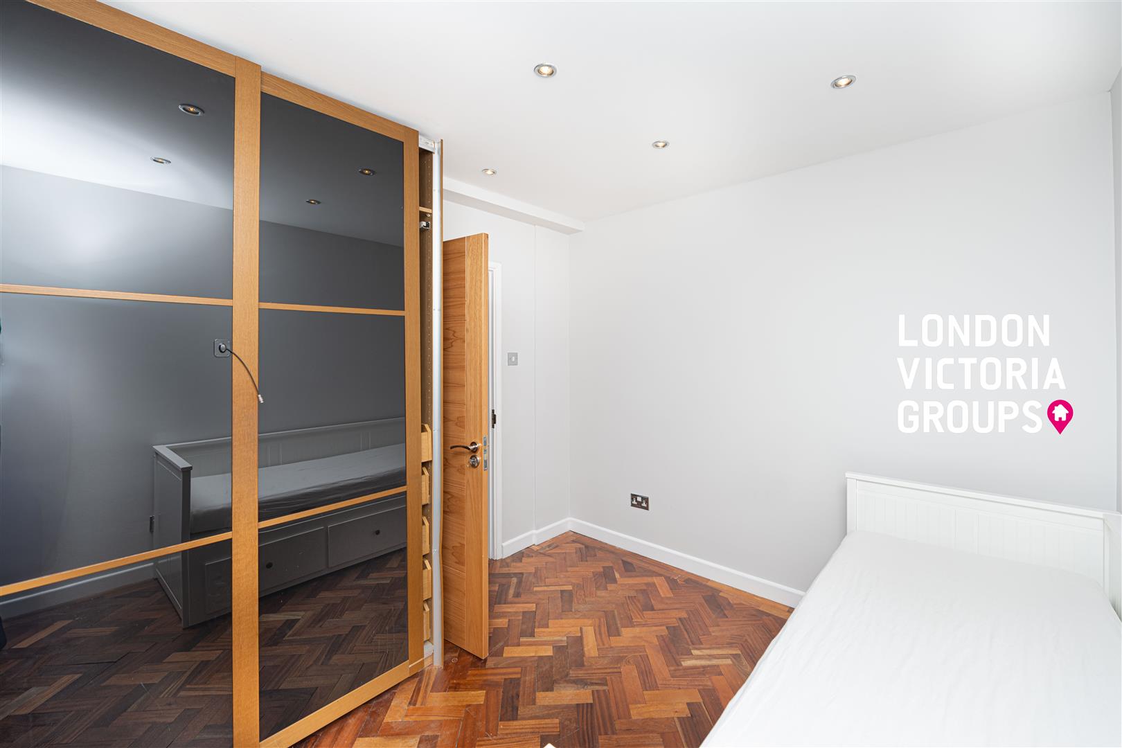 22 Park Crescent, London